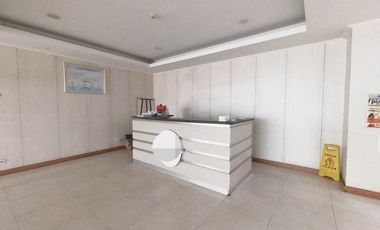 Gedung Jl Kramat Raya, Senen