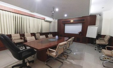 Gedung Jl Kramat Raya, Senen
