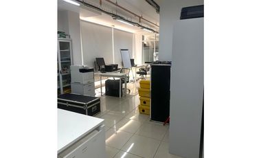 VENDO OFICINA BELLA VISTA