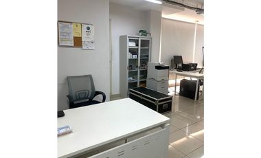 VENDO OFICINA BELLA VISTA
