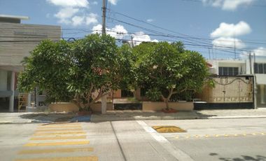 Edificio comercial en renta zona Campestre, Mérida Yucatán
