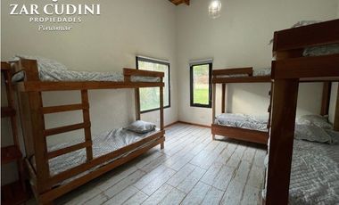 VENTA COSTA ESMERALDA CASA CON PISCINA 4 AMBIENTES