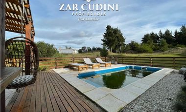 VENTA COSTA ESMERALDA CASA CON PISCINA 4 AMBIENTES