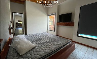 VENTA COSTA ESMERALDA CASA CON PISCINA 4 AMBIENTES