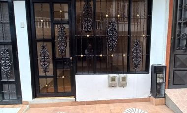 apartamento en arriendo en hacienda piedra pintada piso 1. Cod A14053