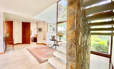 CASA  EN VENTA SAN DAMIAN/ CHARLES HAMILTON / ESTORIL