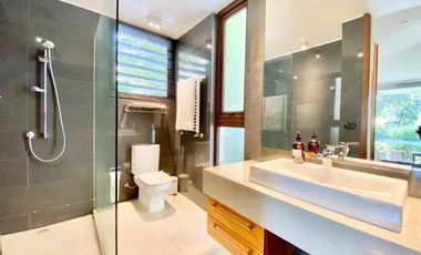CASA  EN VENTA SAN DAMIAN/ CHARLES HAMILTON / ESTORIL