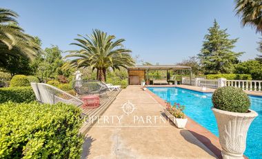 Estilo francés contemporáneo en Las Brisas de Chicureo