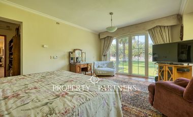 Estilo francés contemporáneo en Las Brisas de Chicureo