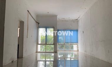 Rumah 2 Lantai Lokasi Strategis di Kahuripan Nirwana Village Selangkah ke Lippo Mall
