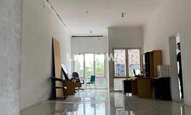 Rumah 2 Lantai Lokasi Strategis di Kahuripan Nirwana Village Selangkah ke Lippo Mall