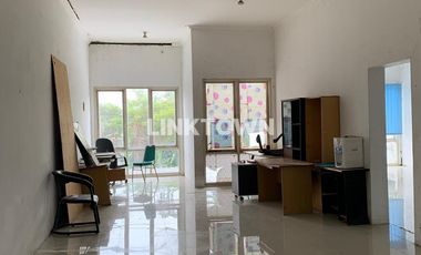 Rumah 2 Lantai Lokasi Strategis di Kahuripan Nirwana Village Selangkah ke Lippo Mall