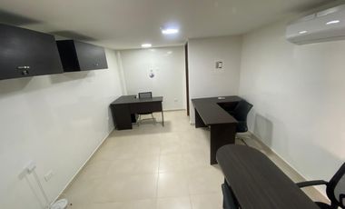 oficina en arriendo en el centro. Cod A116135