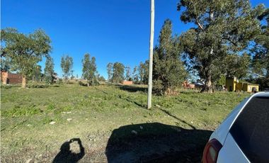 terreno sobre calle 48 y 93