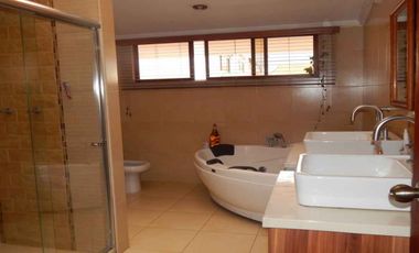 Casa de venta en Av. 27 de Febrero – código:11652