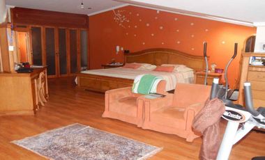 Casa de venta en Av. 27 de Febrero – código:11652