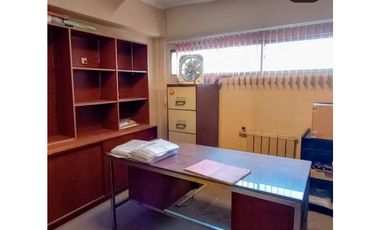 VENTA- OFICINAS EN HERMOSO EDIFICIO-MAR DEL PLATA