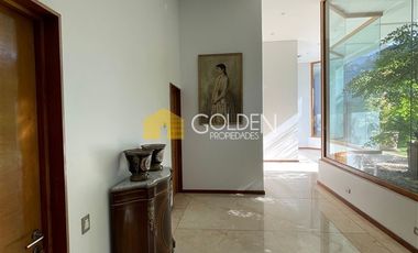 Casa en arriendo de 3 dorm. en Lo Barnechea