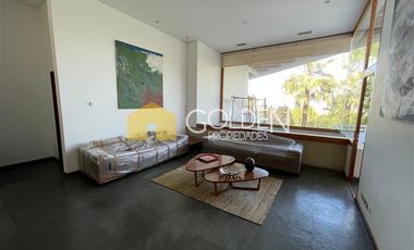 Casa en arriendo de 3 dorm. en Lo Barnechea