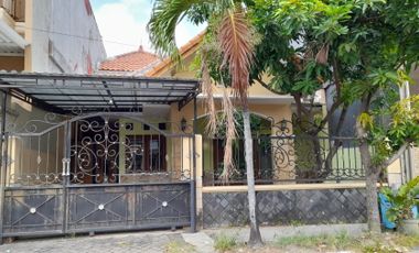 Rumah Disewakan Babatan Pratama Surabaya KT