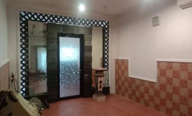 Rumah usaha jalan nias Semi furnish