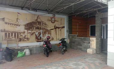 Rumah usaha jalan nias Semi furnish