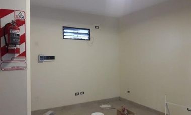 SE VENDEN 2 LOCALES EN CONJUNTO - MORON CENTRO
