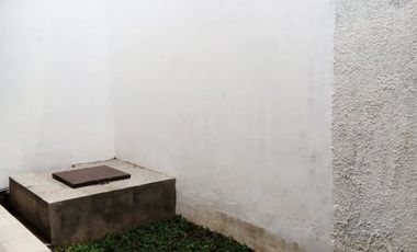 Di Sewakan Rumah Siap Huni 4 Kamar Cocok Untuk Kantor di Jl. Turangga Bandung