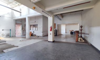 local en venta en la playa. Cod V21966