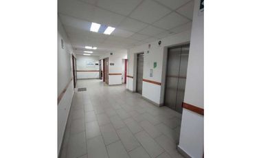 R&A propiedades arrienda oficina  consulta médica u otro Puerto Mayor