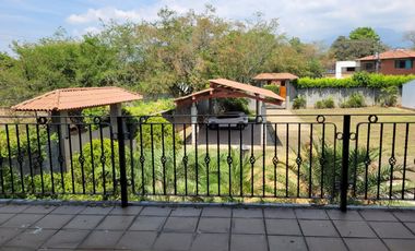 casa en venta en ciudad jardín sector la maria. Cod V4916