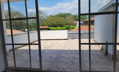 casa en venta en ciudad jardín sector la maria. Cod V4916