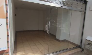 local en arriendo en robledo. Cod A214410