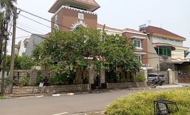 Rumah 2.5 Lantai di Jalan Utama Cocok utk Usaha Apapun dekat Bandara International Soetta