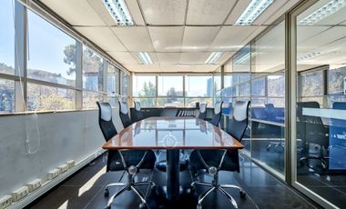 Amplio Edificio Corporativo cercano a Costanera Center(93 UF/m2)