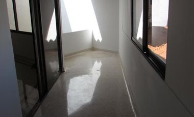 casa en venta en el rosal. Cod V6405