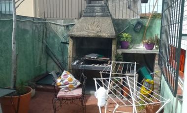 Casa para 2 Familias en venta en Wilde Oeste