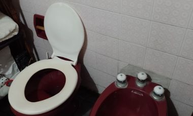 Casa para 2 Familias en venta en Wilde Oeste