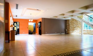 SE VENDE MANSION EN LAS CUMBRES 5172DM