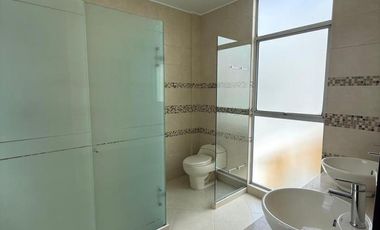 casa en venta en la floresta. Cod V1396