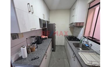 Venta De Hermosa Y Moderna Casa En Villa La Rinconada Frente A Parque