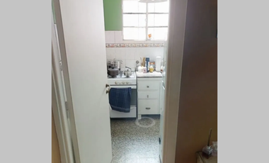 PH en Venta en Villa Crespo 2 ambientes 39 m2 1er piso por escalera, al contrafrente - Thames 400