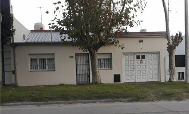 VENDO CASA C/DEPTO EN MAR DEL PLATA