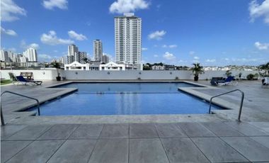 Venta de apartamento en Parque Lefeve (Riverside) GTA