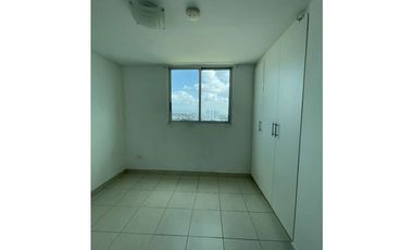 Venta de apartamento en Parque Lefeve (Riverside) GTA