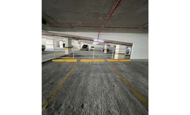 Venta de apartamento en Parque Lefeve (Riverside) GTA