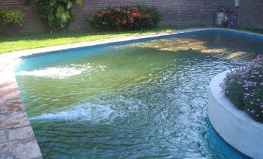 CHALET en DOS PLANTAS  Ciudad del Libertador General José de San Martín, San Martín, Buenos Aires