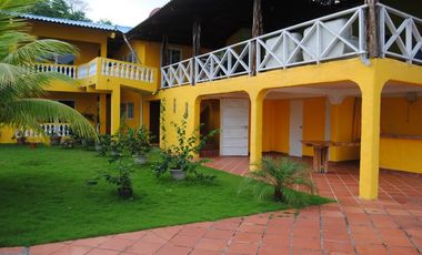 CASA DE PLAYA JUAN GALLEGO ISLA GRANDE PORTOBELO