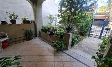 Casa de estilo totalmente reciclada  - Olivos-Vias/Maipu