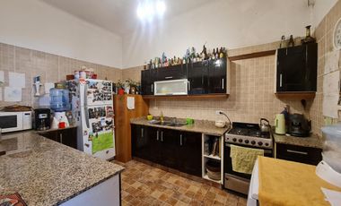 Casa de estilo totalmente reciclada  - Olivos-Vias/Maipu